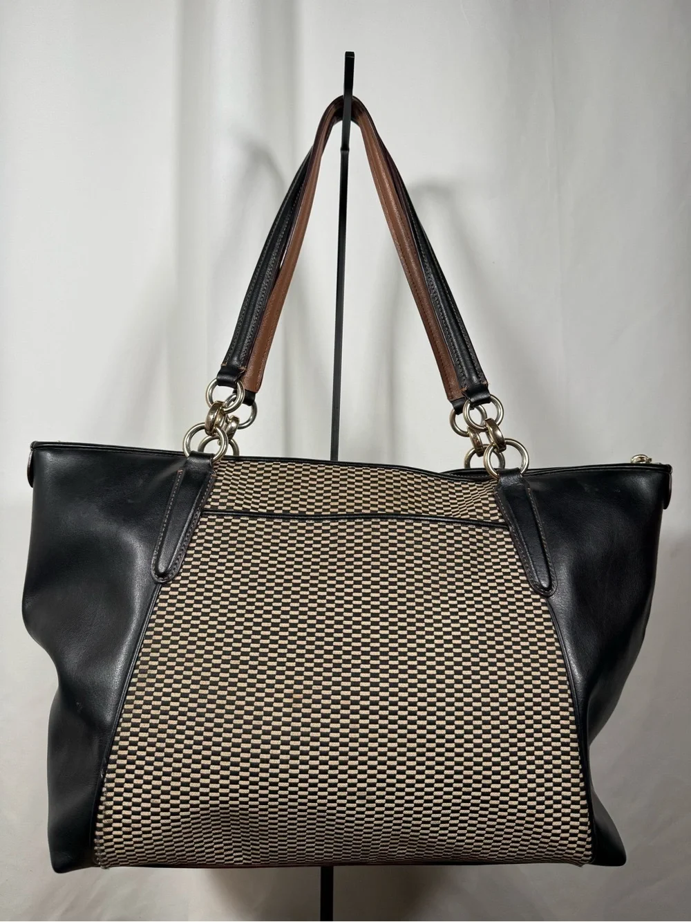 Coach shoulder tote